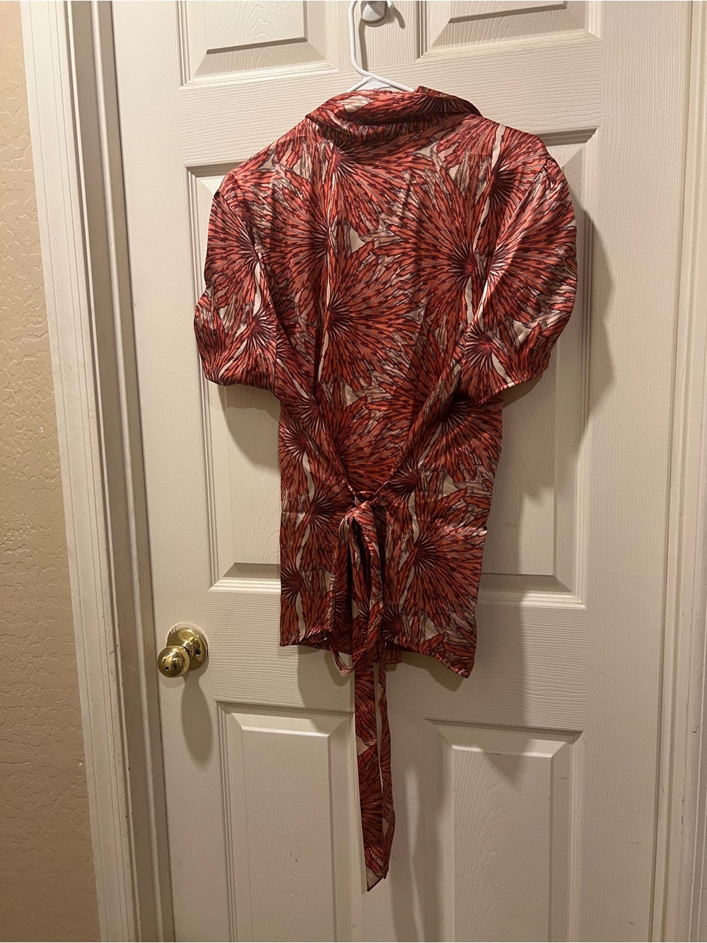 Lane Bryant 18/20 Rust Abstract Print Blouse Back Tie Button Front - Picture 6 of 7